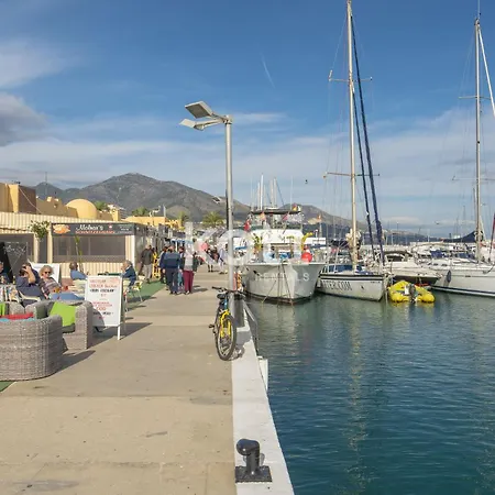 Koti - Dona Sofia 2 아파트 푸엔히롤라